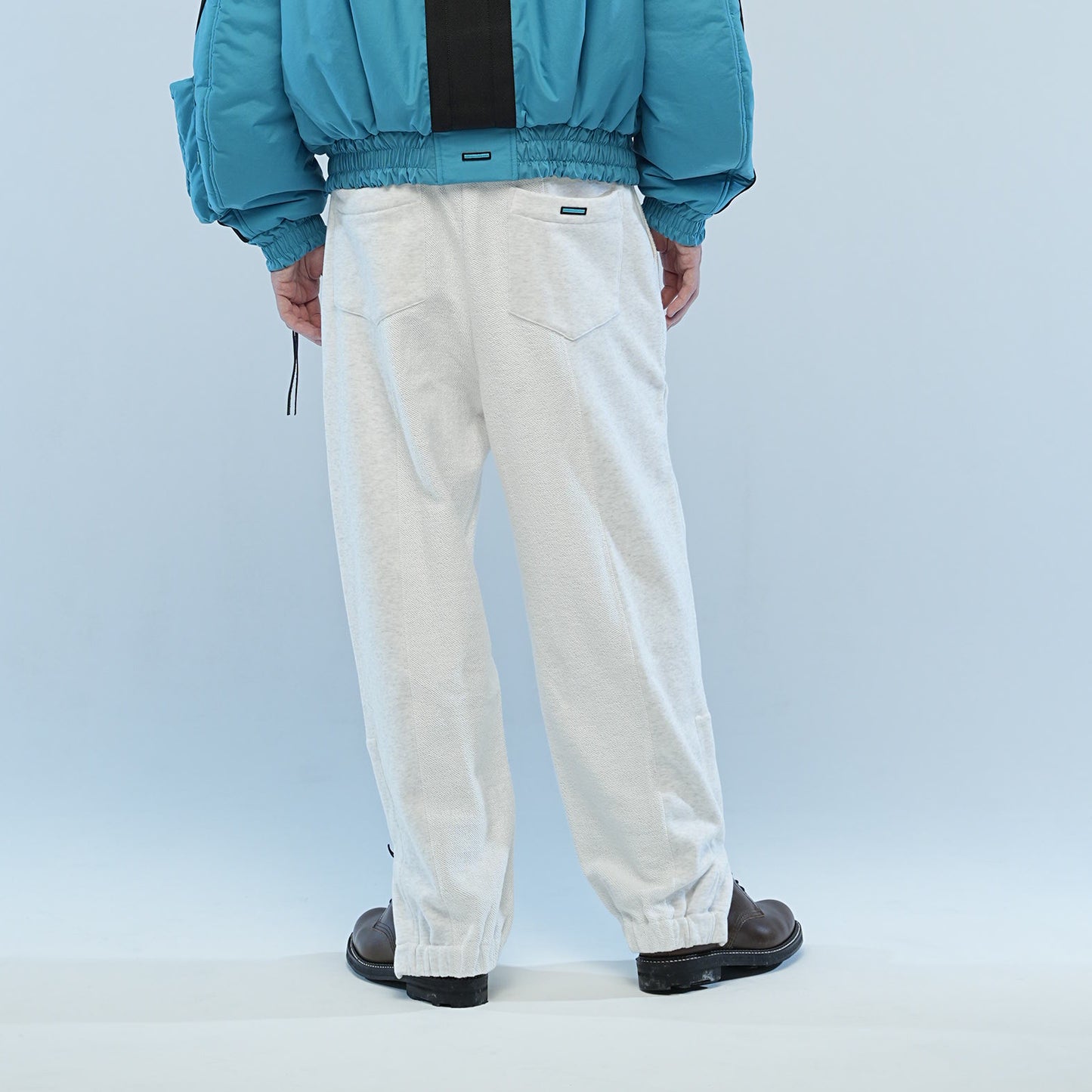 MUZE TURQUOISE LABEL - CIRCUIT RELAXED FIT SWEAT TROUSERS(MOKU) ミューズ リラックス スウェット トラウザーズ モク